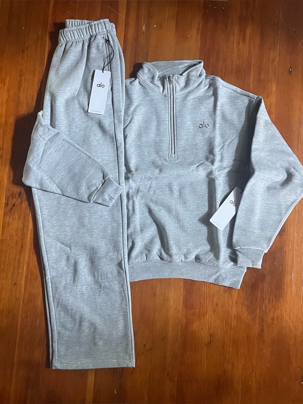 Alo Yoga Quarter Zip & Sweatpants Bundle Grey X-Large